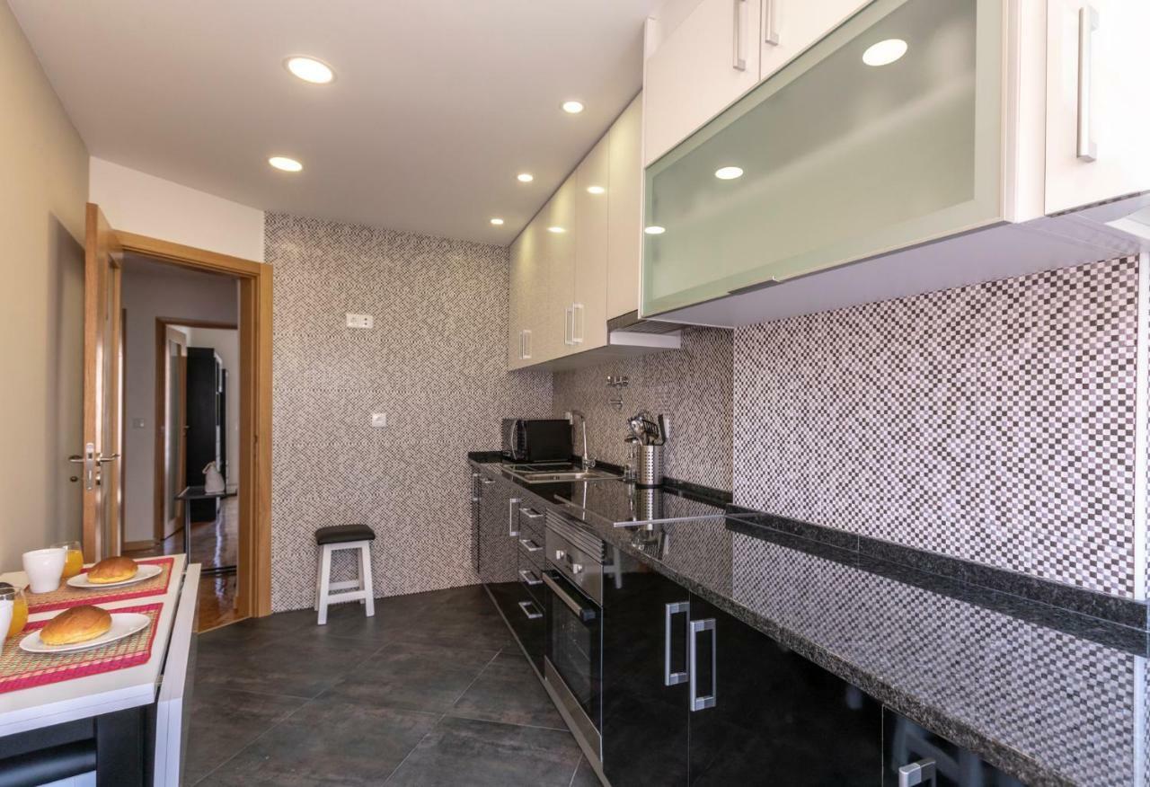 Like-Home-T3 Apt-Campolide, Near Amoreiras Mall Lisboa Екстериор снимка