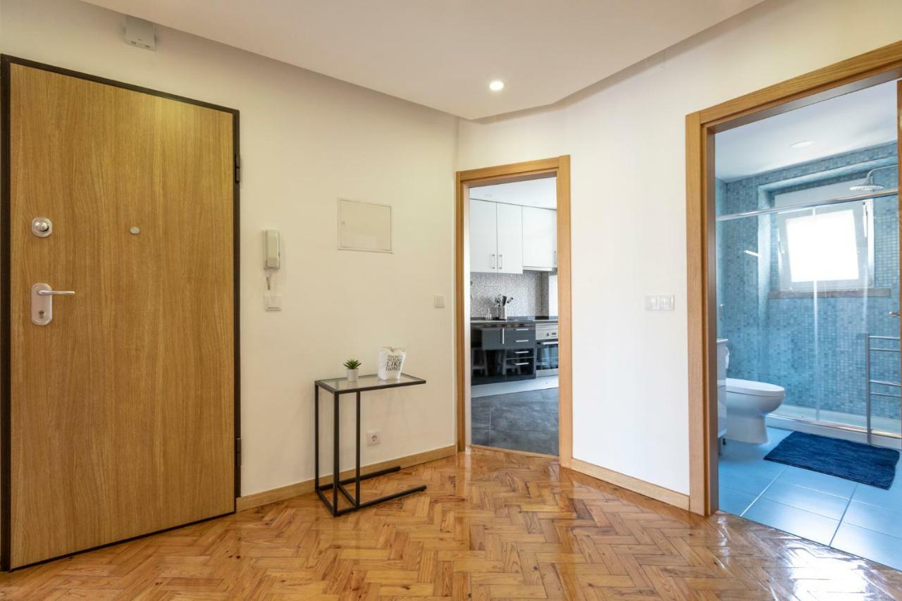 Like-Home-T3 Apt-Campolide, Near Amoreiras Mall Lisboa Екстериор снимка