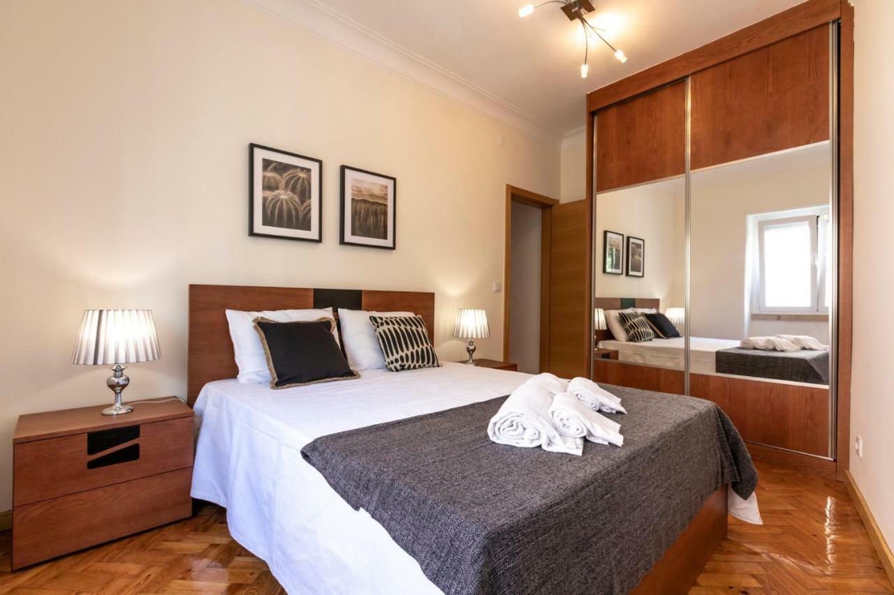 Like-Home-T3 Apt-Campolide, Near Amoreiras Mall Lisboa Екстериор снимка